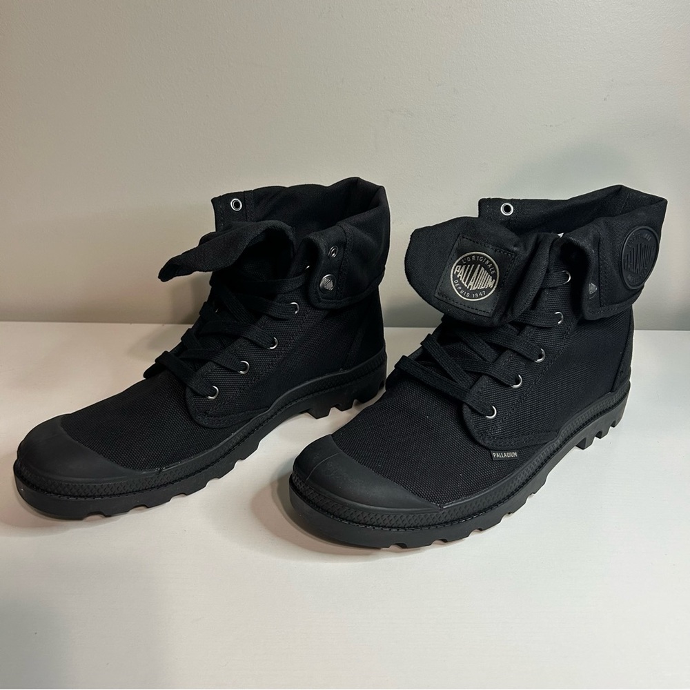 Palladium‎ NWB Baggy Men’s Boots, 11